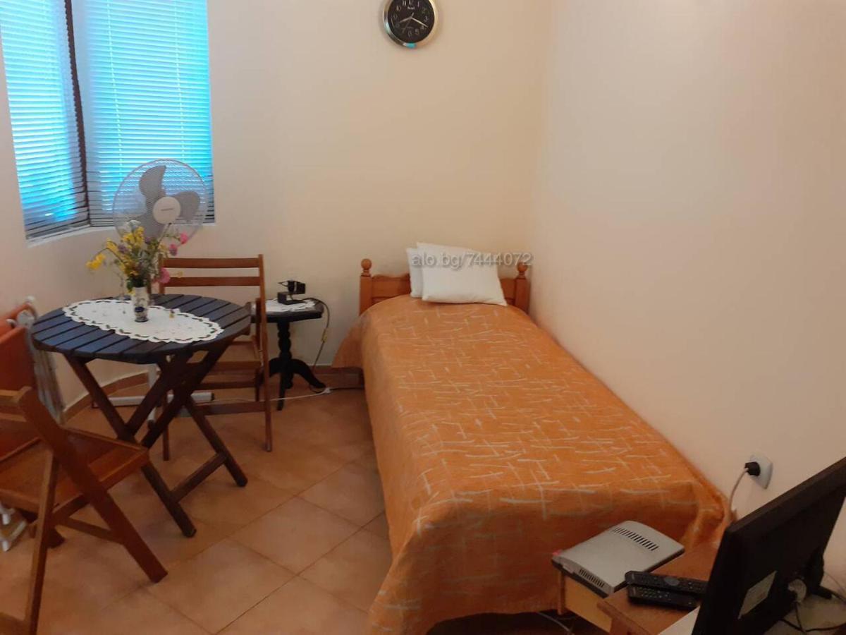 Private Studio Intsaraki - Sveti Vlas Buitenkant foto